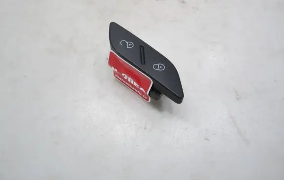 Volkswagen Golf VI Central locking switch button 5K0962125