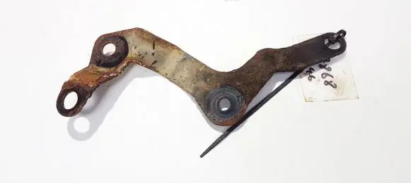 Subaru Outback Bracket in trunk/boot 