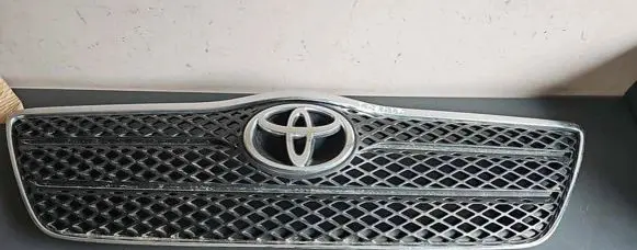 Toyota Corolla E120 E130 Front grill 5311402010 5310002010