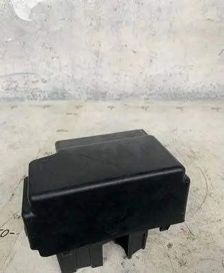 Renault Clio V Fuse box cover 252361535r