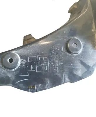 Subaru Outback (BS) Rear/tail light trim molding 946074