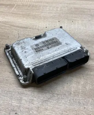 Skoda Fabia Mk1 (6Y) Engine control unit/module ECU 045906019BR 0281012318