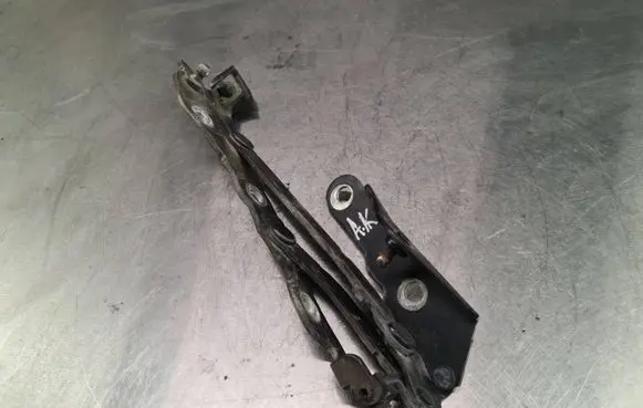 Volvo S60 Tailgate/trunk/boot hinge