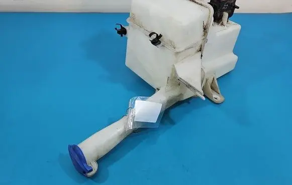 Hyundai i40 Windshield washer fluid reservoir/tank 985102J000 IMPRK1596001