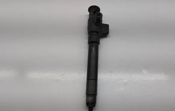 Ford Mondeo MK V Fuel injector 9674984080