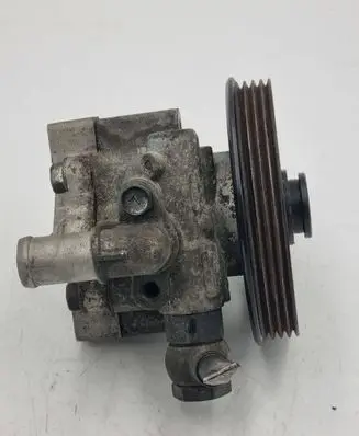 Opel Insignia A Power steering pump 13309333