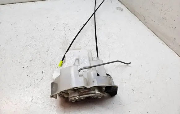 Subaru Forester SH Front door lock