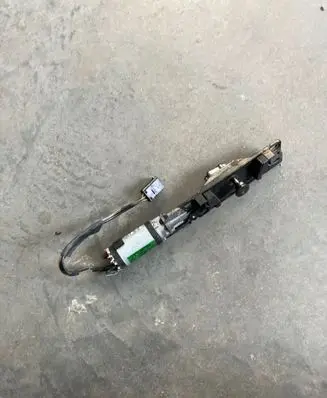 BMW 7 E38 Tailgate/trunk/boot lift motor 8352202
