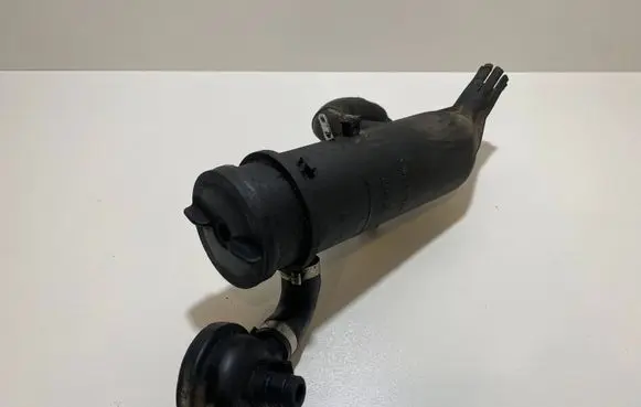 Breather/breather pipe/hose