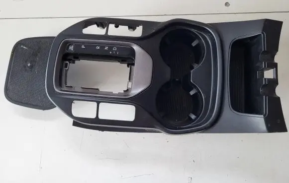 Hyundai Santa Fe Other center console (tunnel) element 846562W005A 846502W935