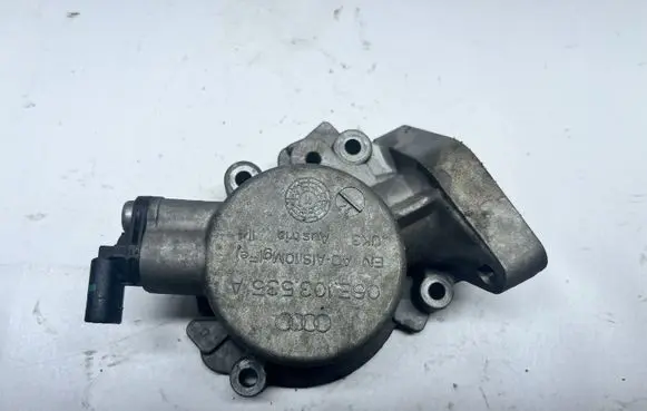 Audi A5 8T 8F Other engine bay part 06E103535A