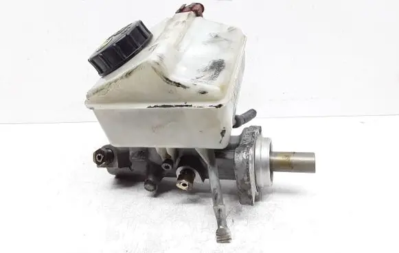 Volvo XC90 Master brake cylinder 8683272