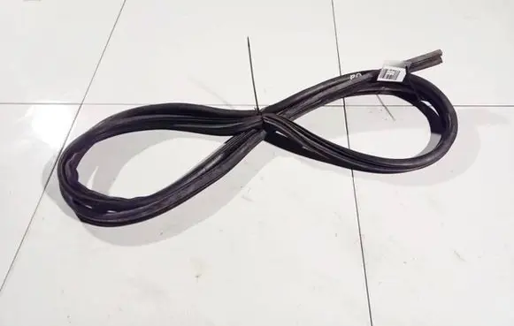 Fiat Doblo Rubber seal front coupe door 
