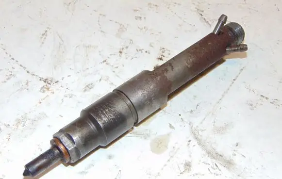 Volkswagen Caddy Fuel injector 028130202R 0432193683
