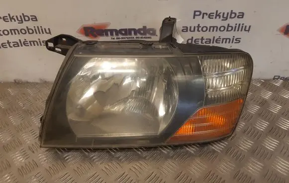 Mitsubishi Pajero Headlight/headlamp 10087420