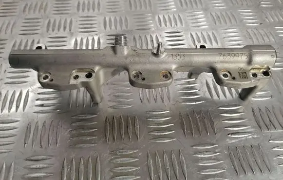 BMW 3 F30 F35 F31 Fuel main line pipe 7639975 1353763997506