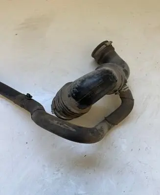 Intercooler hose/pipe