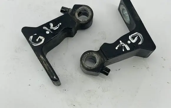 Audi A4 S4 B8 8K Rear door upper hinge 8K0831401E