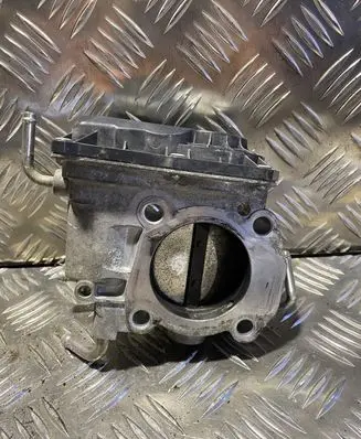 Toyota RAV 4 (XA30) Throttle valve 2203028070