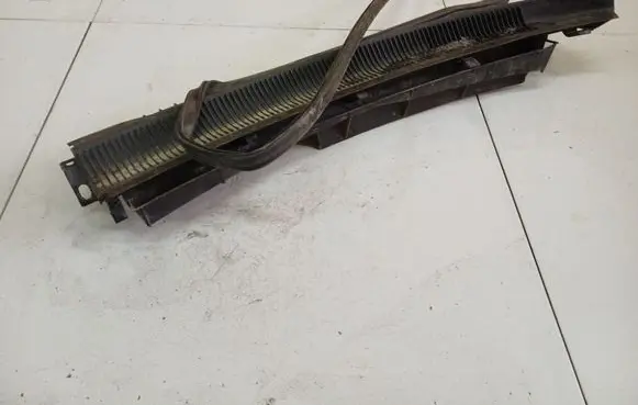 Mazda 6 Wiper trim 