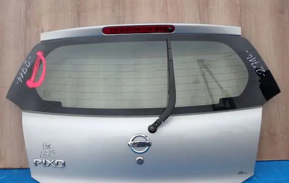 Nissan Pixo Tailgate/trunk/boot lid 