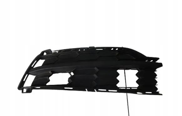 Skoda Karoq Front bumper lower grill R14P1