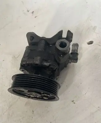 Citroen C5 Power steering pump