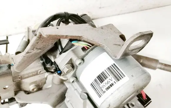 Renault Megane III Power steering pump