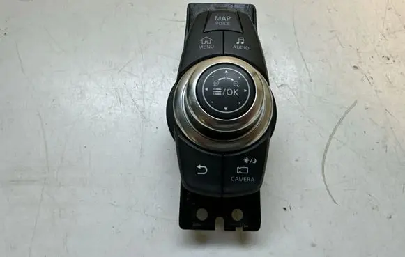 Infiniti Q30 Multifunctional control switch/knob 21E0653