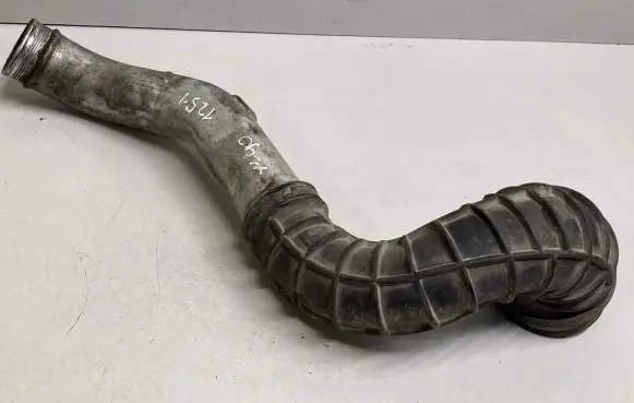 Volvo XC90 Intercooler hose/pipe 08634143
