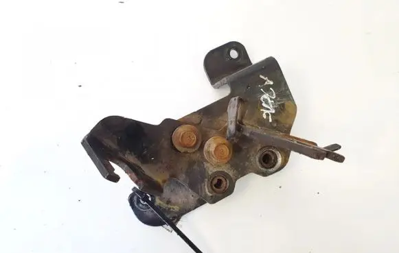 KIA Ceed Engine mounting bracket