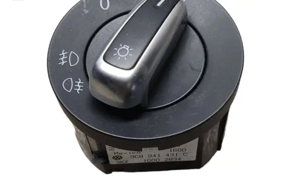Volkswagen Golf VI Light switch 3C8941431C