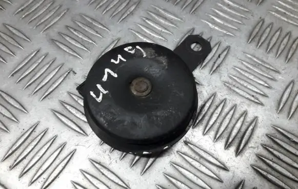 Toyota Land Cruiser (HDJ90) Horn signal e13000030