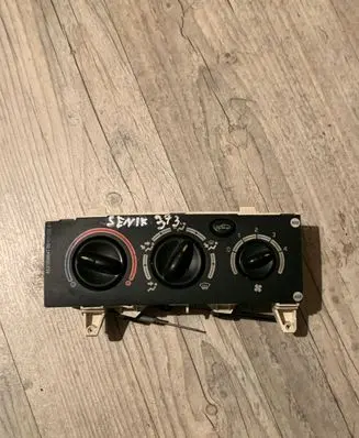 Renault Megane II Climate control unit 651942P A53CH 100885