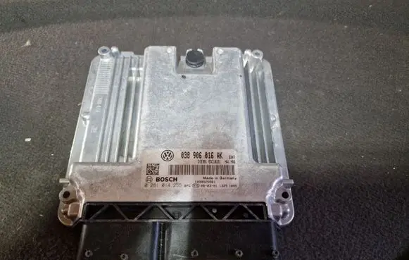 Volkswagen Transporter - Caravelle T5 Engine control unit/module 038906016AK