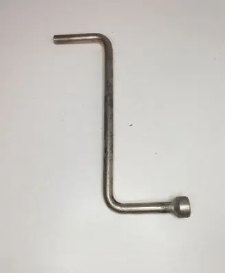 BMW 7 E65 E66 Wheel nut wrench 6758731