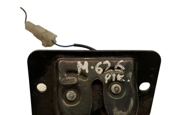 Mazda 626 Tailgate/trunk/boot lock/catch/latch