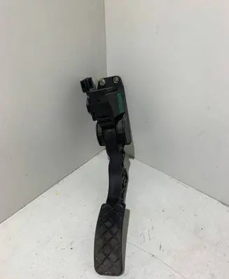 Skoda Fabia Mk1 (6Y) Accelerator throttle pedal 6Q1721503A 089304580 0280752215