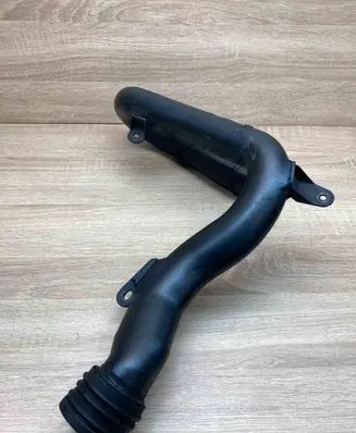 Opel Corsa D Air intake hose/pipe 13101539