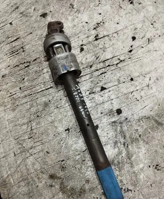 Audi A4 S4 B5 8D Steering column universal joint 