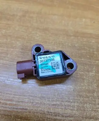 Volvo S80 Airbag deployment crash/impact sensor 8840A6 30737138