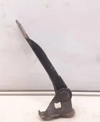 Honda CR-V Engine bonnet/hood hinges