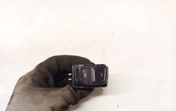 Dacia Sandero Electric window control switch 254214937R