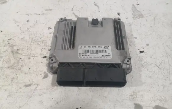 Opel Insignia A Engine control unit/module 55573539