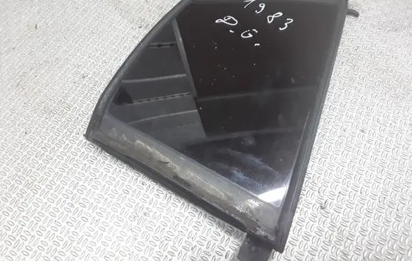 KIA Rio Rear vent window glass 
