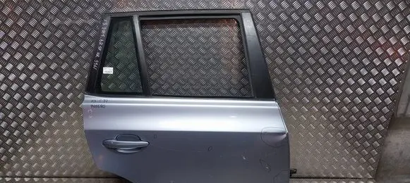 BMW X3 E83 Rear door S26378643