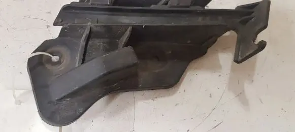 Volkswagen Golf Plus Front bumper mounting bracket 5M0807935