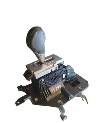 Subaru Outback (BS) Gear shifter/selector 