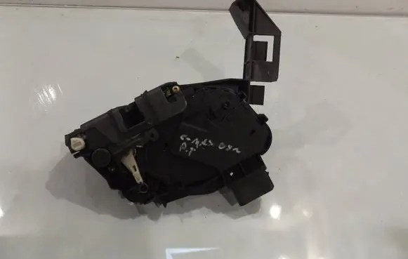 Ford C-MAX I Rear door lock 3M5AR26412EN