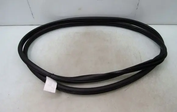 Suzuki SX4 S-Cross Front door rubber seal SCROSS